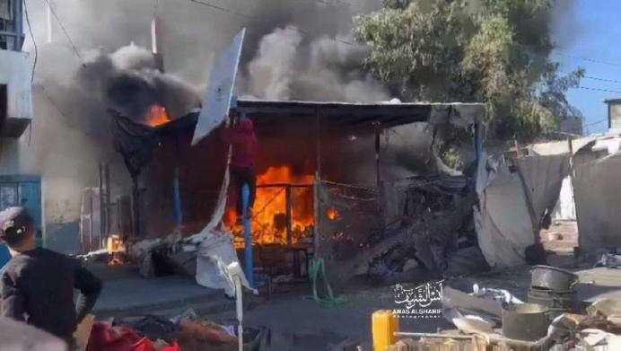 Terrorist Jews bombed the tent of displacement Palestinian